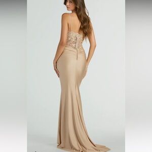 NWT Alisa Lace Sequin Back Mermaid Formal Dress Size XS